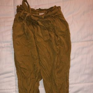 Paper bag waist pants